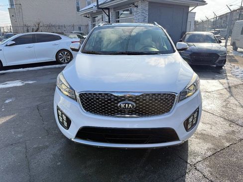 Used 2017 Kia Sorento SX image 7