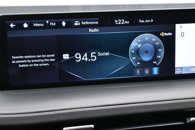 Used 2022 Genesis GV70 3.5T Sport w/ Sport Prestige Package AWD/4WD image 10