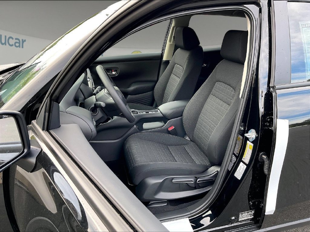 New 2027 Honda HR-V LX image 10