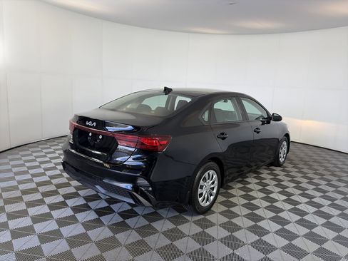 Used 2023 Kia Forte LX FWD image 10