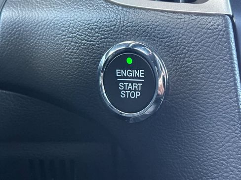 Certified 2022 Ford Edge ST-Line image 22