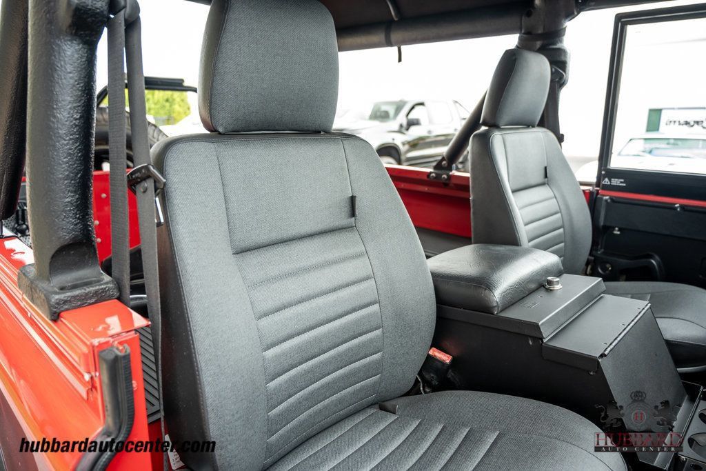 Used 1994 Land Rover Defender 90 AWD/4WD image 25