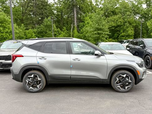 New 2026 Kia Seltos S AWD/4WD image 7