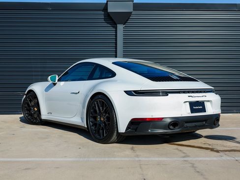 Certified 2024 Porsche 911 Carrera GTS image 3