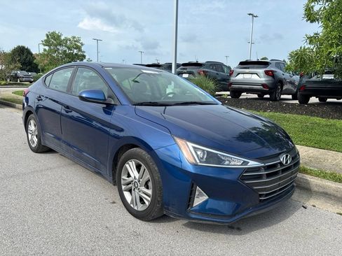 Used 2020 Hyundai Elantra Value Edition FWD image 2