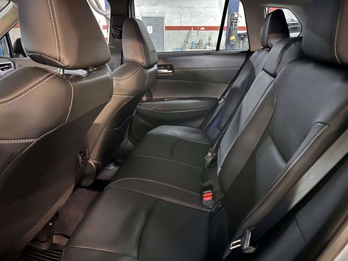 Used 2024 Toyota Corolla Cross XLE w/ Convenience Package image 15