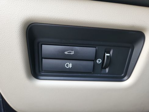 Certified 2016 Jaguar XJ L Portfolio AWD/4WD image 26