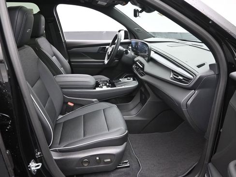 New 2026 Buick Enclave Sport Touring w/ Power Package image 7