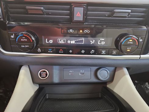 Used 2023 Nissan Rogue SL w/ SL Premium Package AWD/4WD image 20