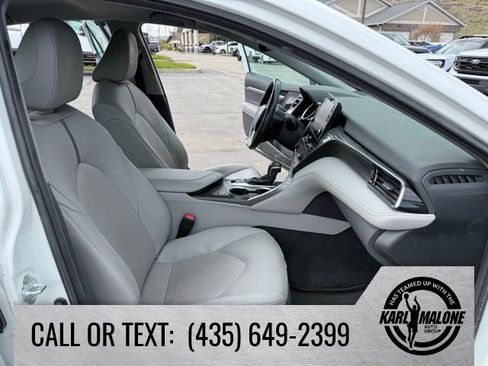 Used 2021 Toyota Camry XLE AWD/4WD image 34