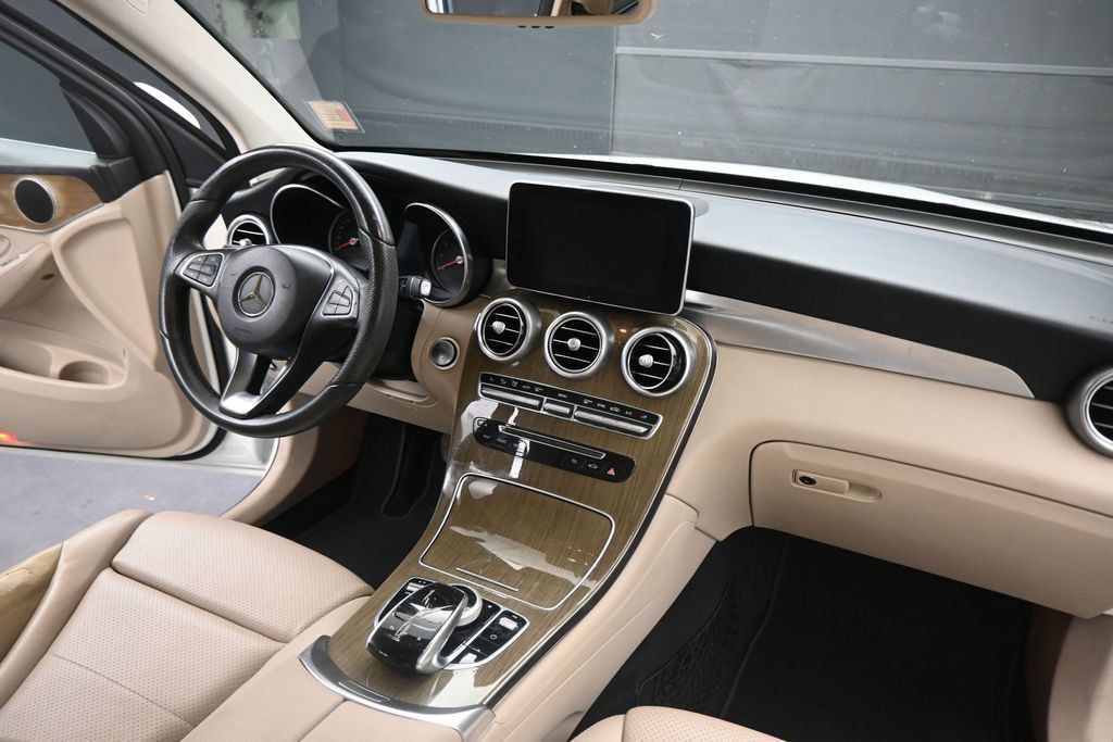 Used 2018 Mercedes-Benz GLC 300 image 20