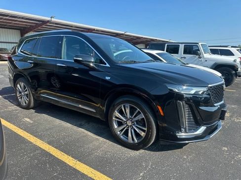 Used 2020 Cadillac XT6 Premium Luxury FWD image 7
