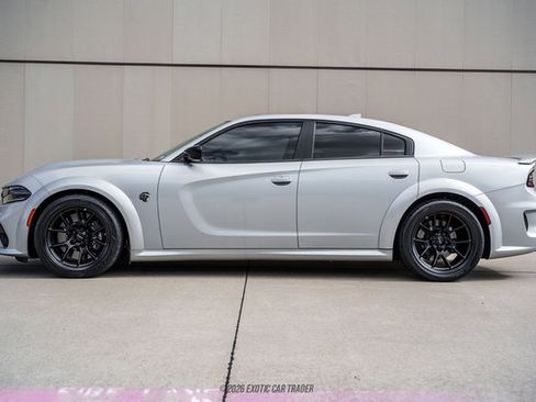 Used 2023 Dodge Charger SRT Hellcat w/ Harman/Kardon Audio Group RWD image 3