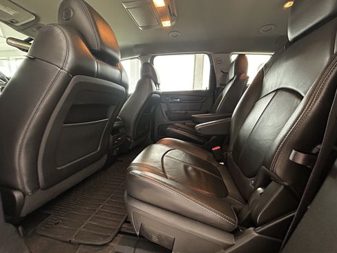 Used 2015 Chevrolet Traverse LT FWD image 17