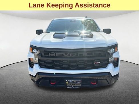 Used 2024 Chevrolet Silverado 1500 Custom Trail Boss AWD/4WD image 4
