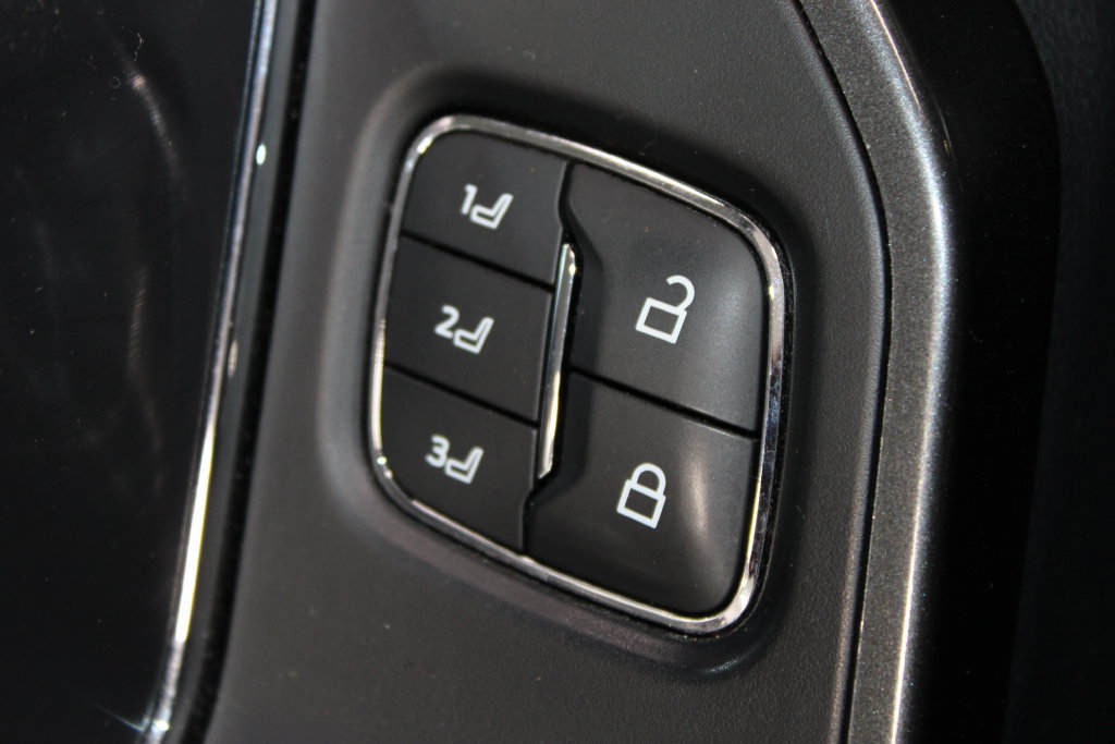Used 2021 Ford F150 Lariat w/ Equipment Group 502A High AWD/4WD image 28