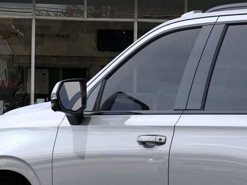 New 2026 Chevrolet Tahoe RST image 12