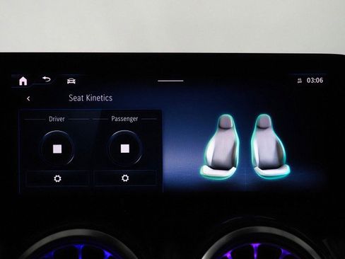 Used 2024 Mercedes-Benz EQB 250+ image 36