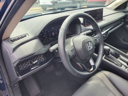 Used 2024 Honda Accord EX-L image 19