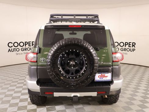 Used 2014 Toyota FJ Cruiser 4WD w/ Upgrade Package image 22