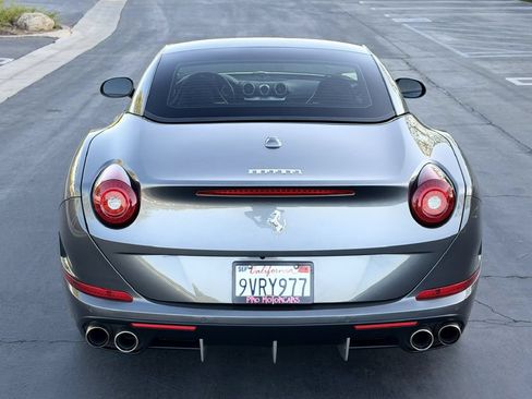 Used 2016 Ferrari California T RWD image 16