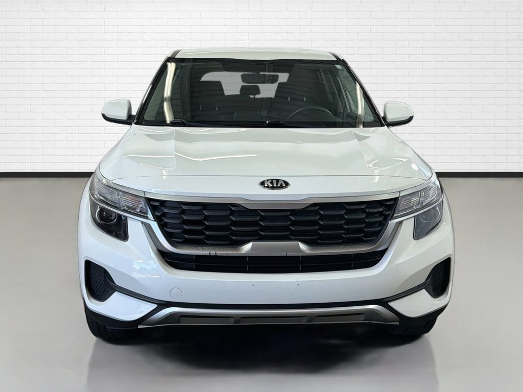 Used 2021 Kia Seltos LX AWD/4WD image 2