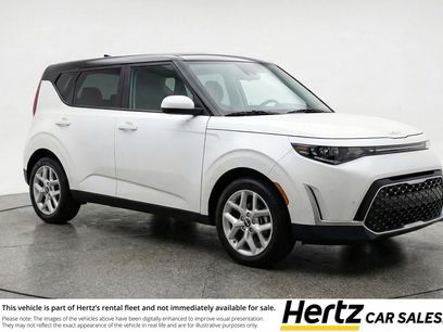 Used 2025 Kia Soul LX w/ LX Technology Package