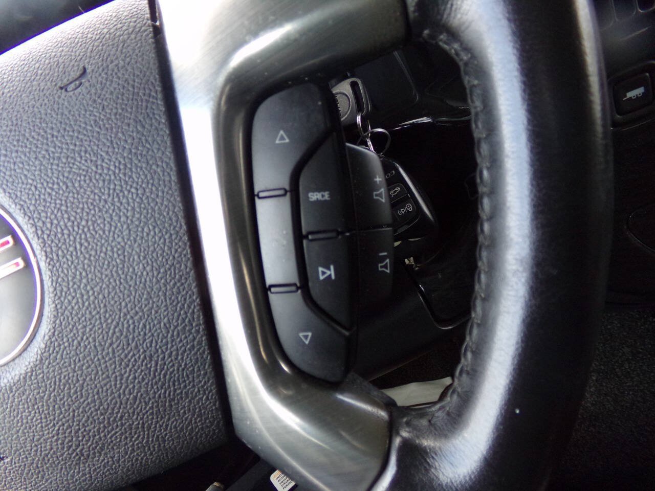 Used 2010 GMC Savana 1500 w/ Preferred Equipment Group RWD image 60