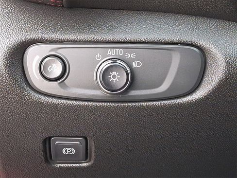 Used 2023 Chevrolet Blazer RS w/ Enhanced Convenience Package image 26