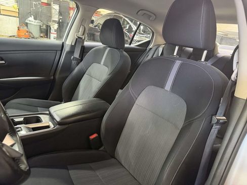 Used 2022 Nissan Sentra SV FWD image 14