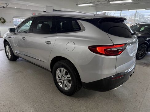 Used 2018 Buick Enclave Essence w/ Trailering Package image 9