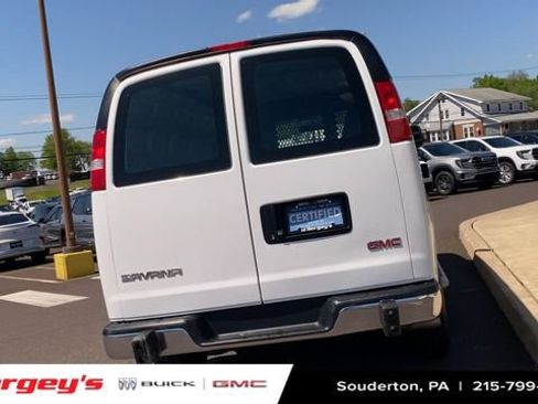 Used 2024 GMC Savana 2500 w/ Driver Convenience Package RWD image 9