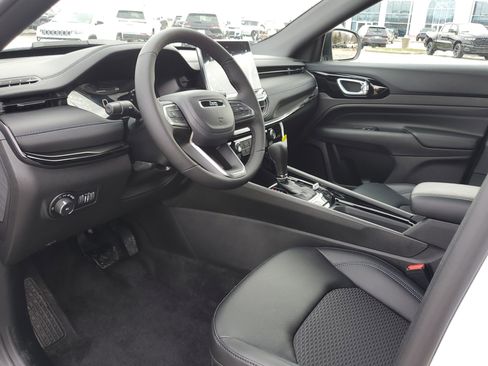 New 2026 Jeep Compass Latitude image 62