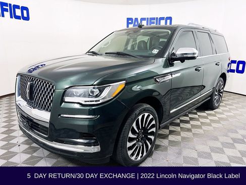 Used 2022 Lincoln Navigator Black Label image 4