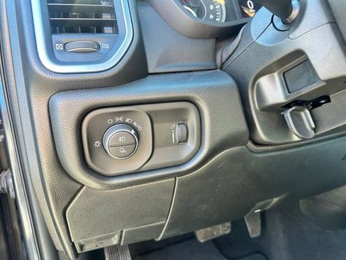 Used 2025 RAM 2500 Big Horn AWD/4WD image 23