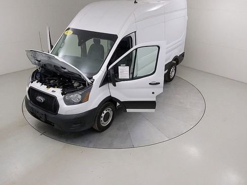 Certified 2024 Ford Transit 250 148 High Roof RWD image 37