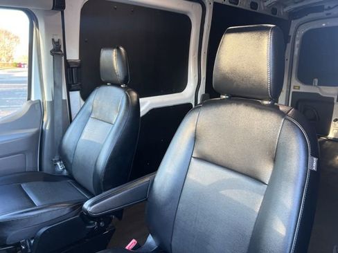 Used 2023 Ford Transit 250 Medium Roof AWD w/ Load Area Protection Package image 17
