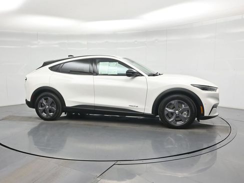 Certified 2023 Ford Mustang Mach-E Select image 26