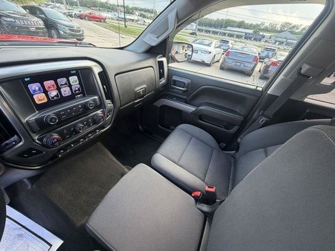 Used 2017 Chevrolet Silverado 1500 LT w/ LPO, Black Pack AWD/4WD image 18