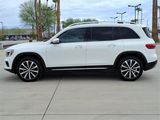Used 2023 Mercedes-Benz GLB 250 image 2