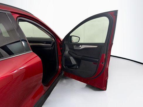 Used 2020 Ford Escape SE Sport FWD image 32
