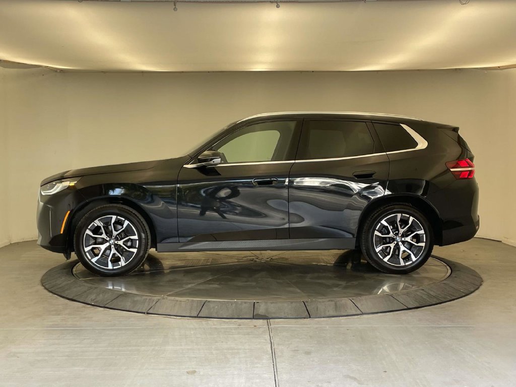 Used 2026 BMW X3 xDrive30i w/ Premium Package AWD/4WD image 2