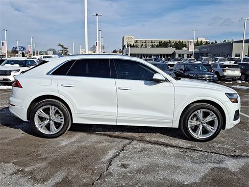 Used 2023 Audi Q8 Premium Plus w/ Premium Plus Package image 7