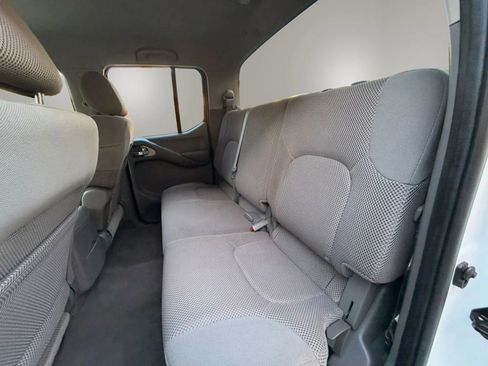 Used 2008 Nissan Frontier SE w/ SE Value Truck Pkg RWD image 29