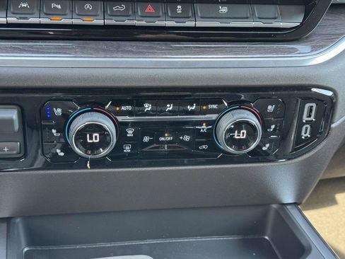 New 2026 Chevrolet Silverado 1500 LTZ w/ LTZ Premium Package AWD/4WD image 6