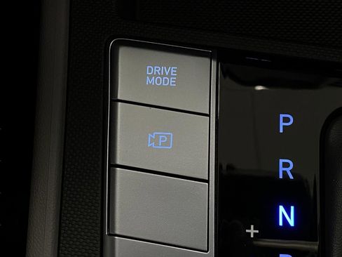 New 2026 Hyundai Elantra Sport FWD image 25