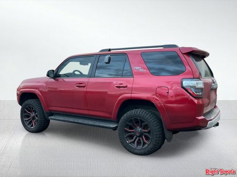 Used 2021 Toyota 4Runner TRD Off-Road AWD/4WD image 3