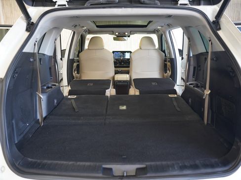 Used 2021 Toyota Highlander Platinum image 40