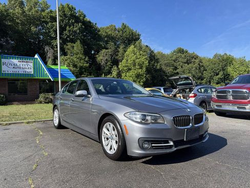 Used 2015 BMW 528i Sedan RWD image 3