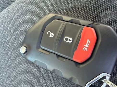 New 2026 Jeep Gladiator Sport image 30